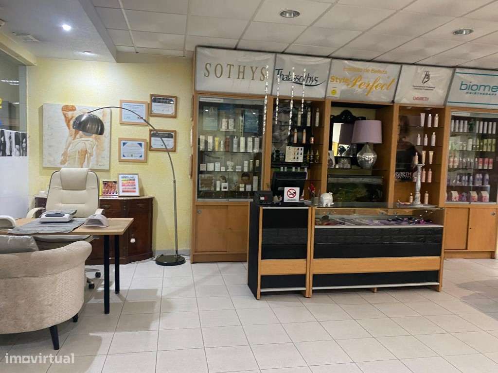 Aranguês - Loja com garagem - Excelentes àreas-1