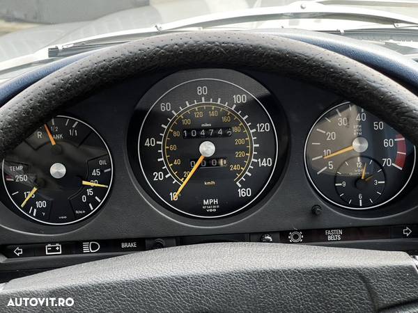 Mercedes-Benz SL - 22