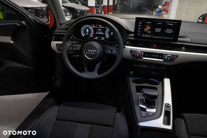 Audi A4 35 TFSI mHEV Advanced S tronic - 14