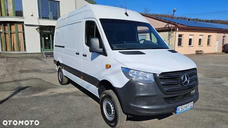 Mercedes-Benz Sprinter 4x4 rok 2020 przebieg 73800km silnik 3.0 moc 190ps klimatronik - 9