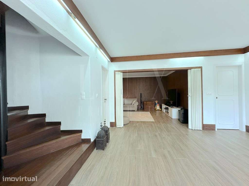 MORADIA DE CHARME EM LOCALIZAÇÃO NOBRE DE CASCAIS-35