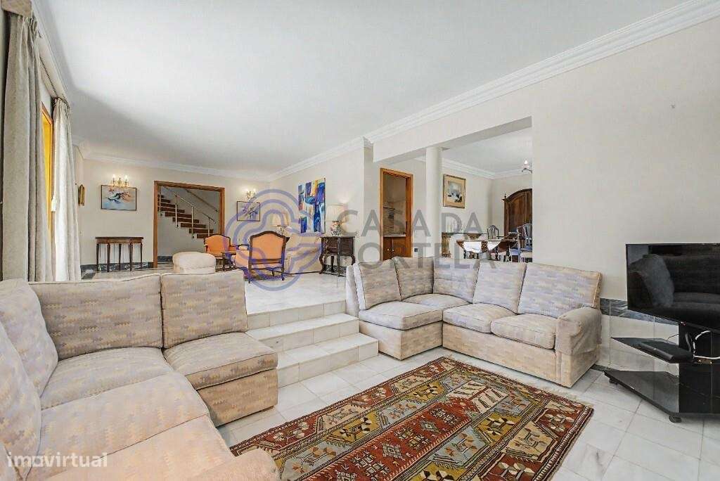 Moradia T6 (5.846m2) junto ao Picoto: Onde o Refúgio Familiar Encontra-8