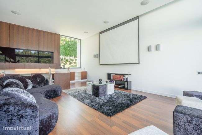 Moradia de Luxo para venda T4-5