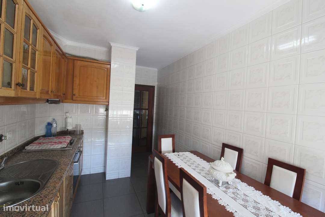 Apartamento T3 São João de Ver-2