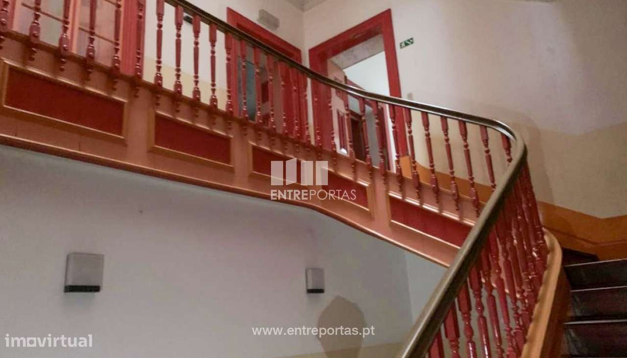 Venda de imponente prédio, Centro da Cidade, Viana do Castelo - Grande imagem: 5/27