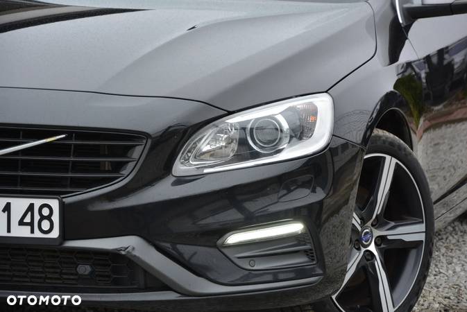 Volvo V60 D3 Geartronic R-Design - 18