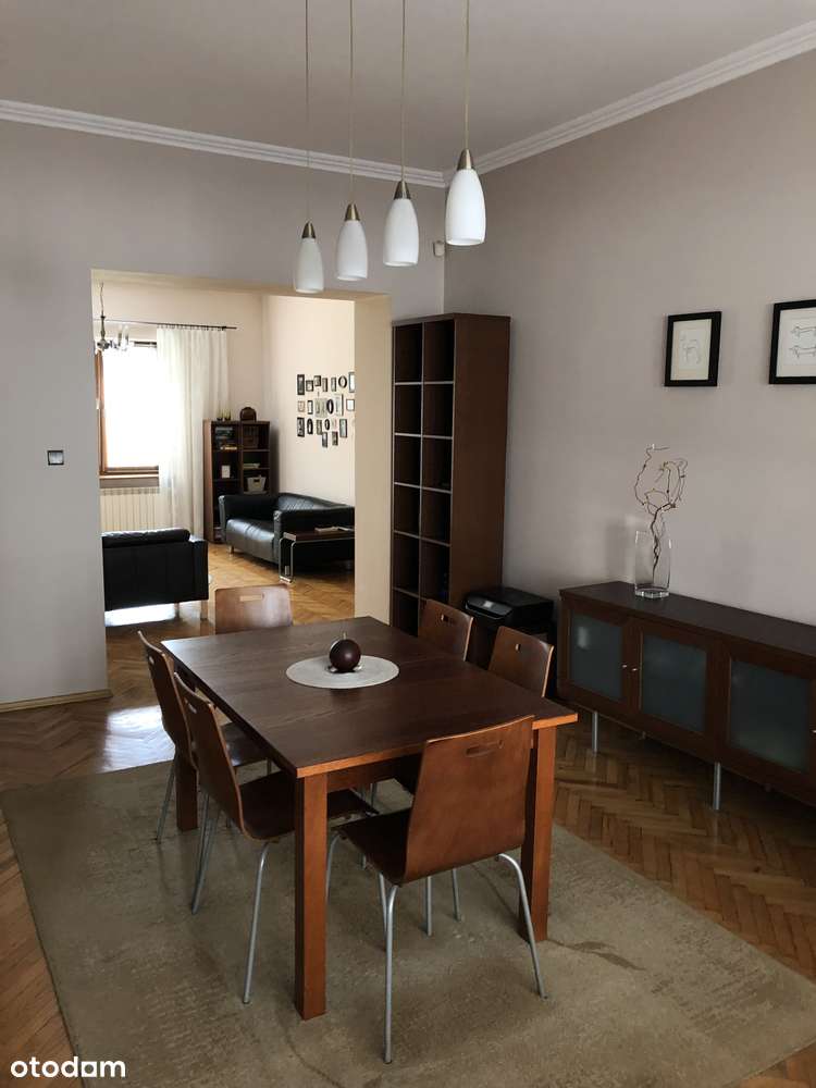 Przestronny dom z garażem i ogrodem w mieście - Pełny obrazek: 5/14