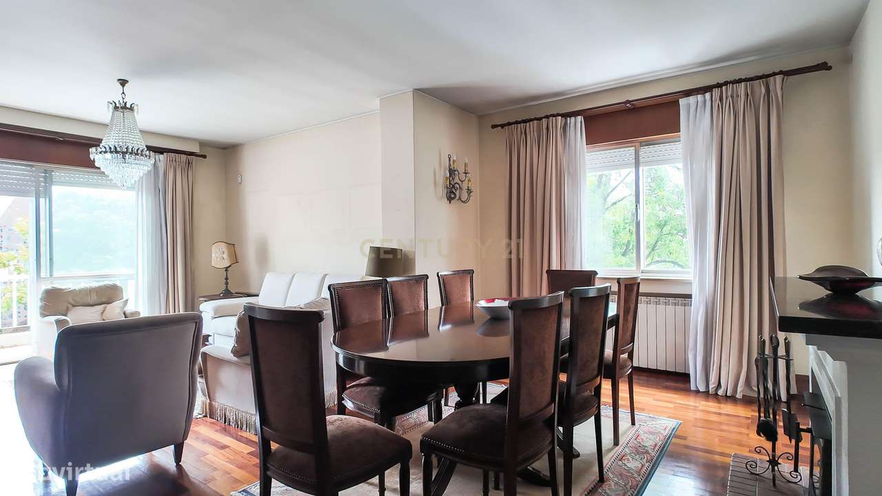 Apartamento T5 na Av. da Boavista junto ao Parque da Cidade - Grande imagem: 4/33