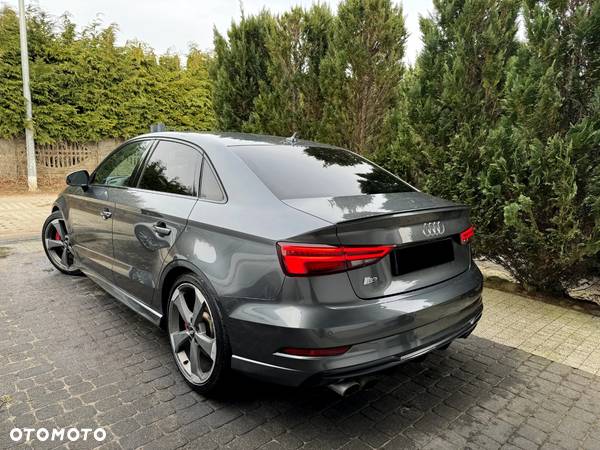 Audi S3 2.0 TFSI Quattro S tronic - 3