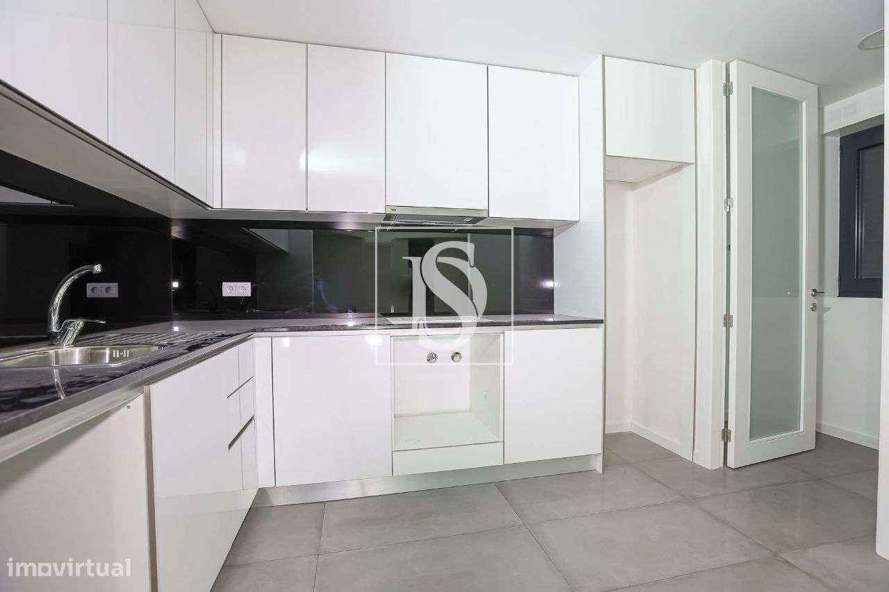 T3 c/ NOVO c/ 115 m² + Lugar de Garagem | Junto ao IPCA-26