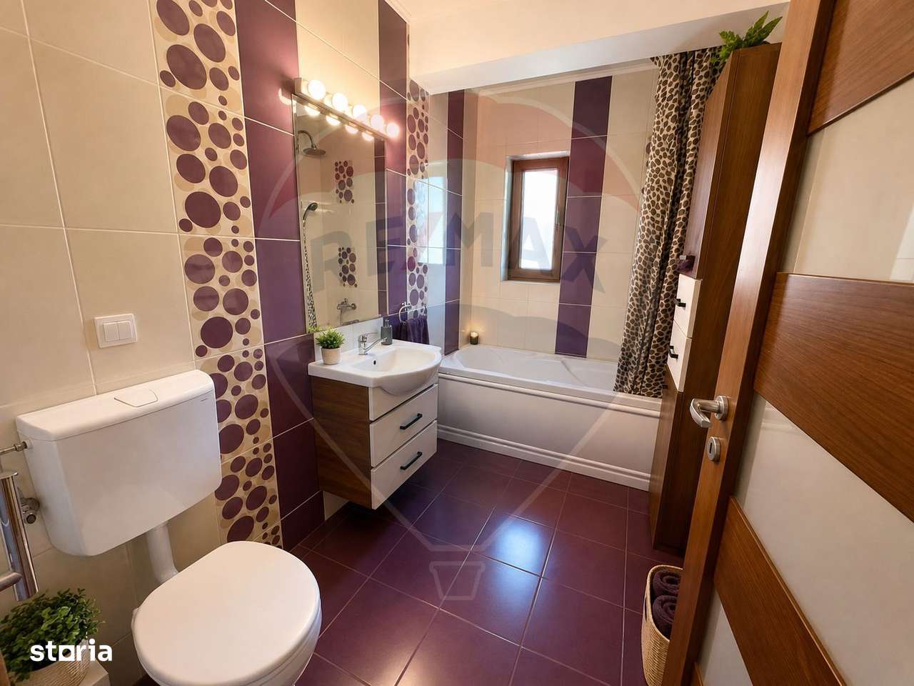 COMISION 0% Apartament cu 3 camere de vânzare cu loc de parcare-8