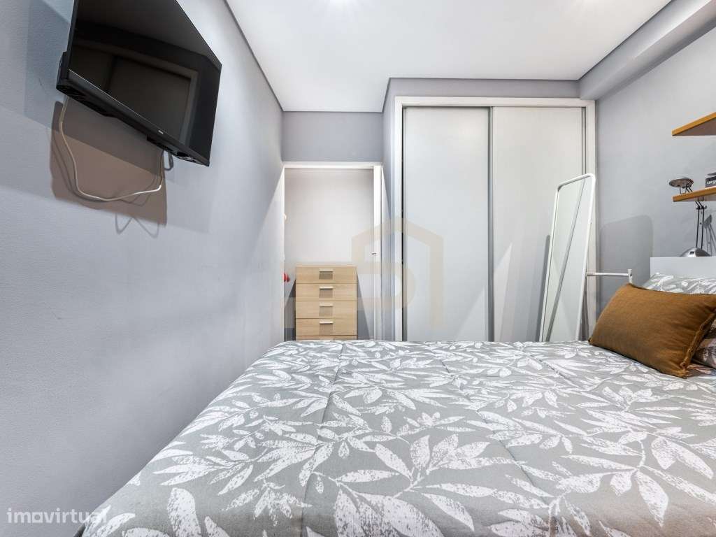 Apartamento T3 Totalmente Remodelado com Garagem - Excelente Locali...-11