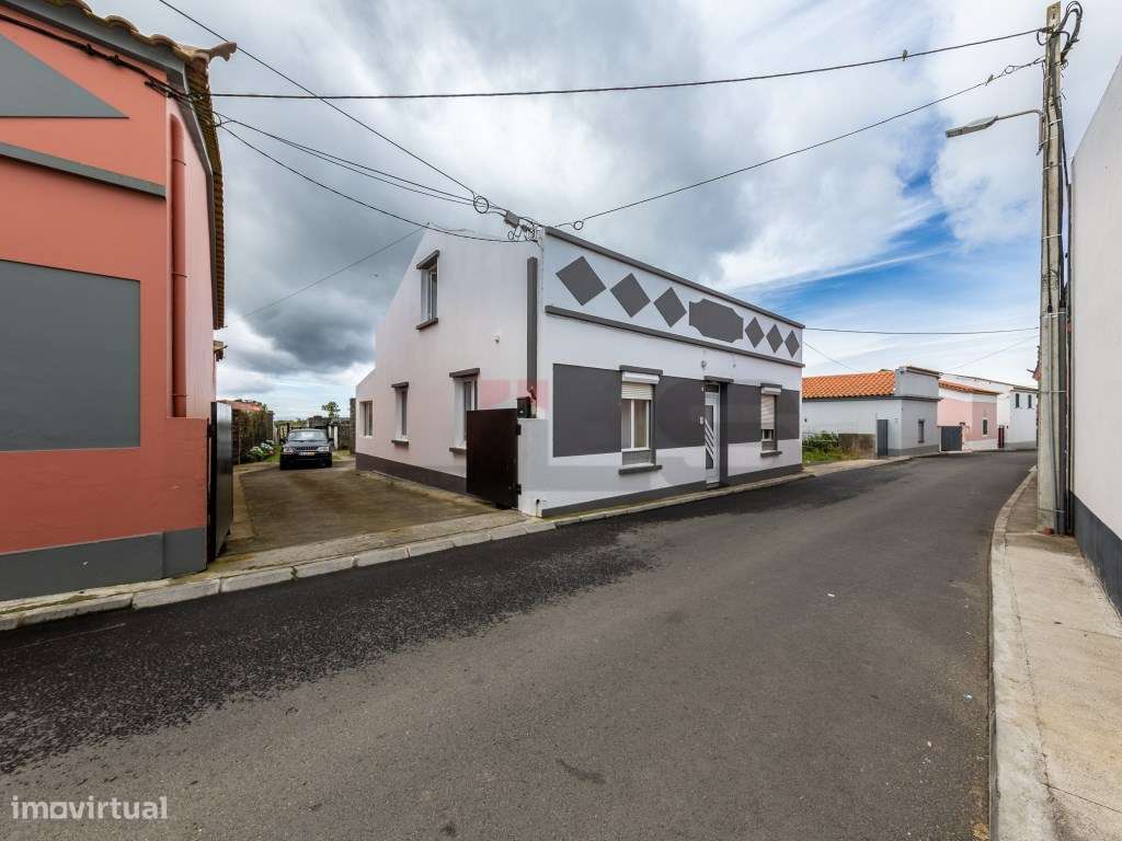 Moradia T3 com Terreno de 1.180 m² - Potencial de Investimento nos ...-12