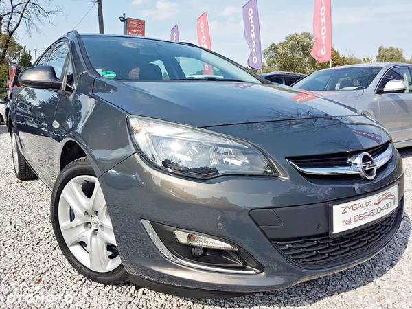 Opel Astra 1.4 Turbo Sports Tourer - 2