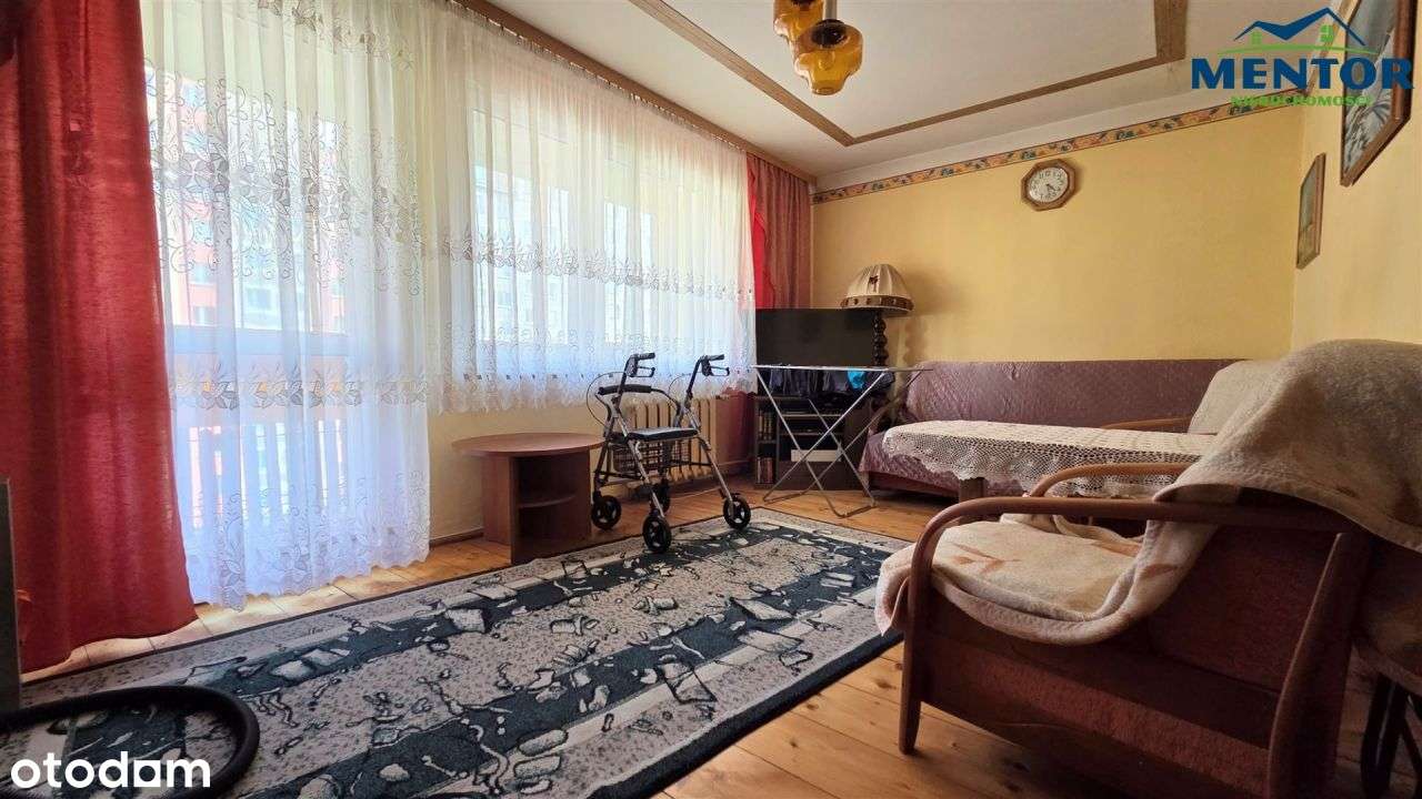 Przestronne, ciepłe mieszkanie na Podzamczu-1