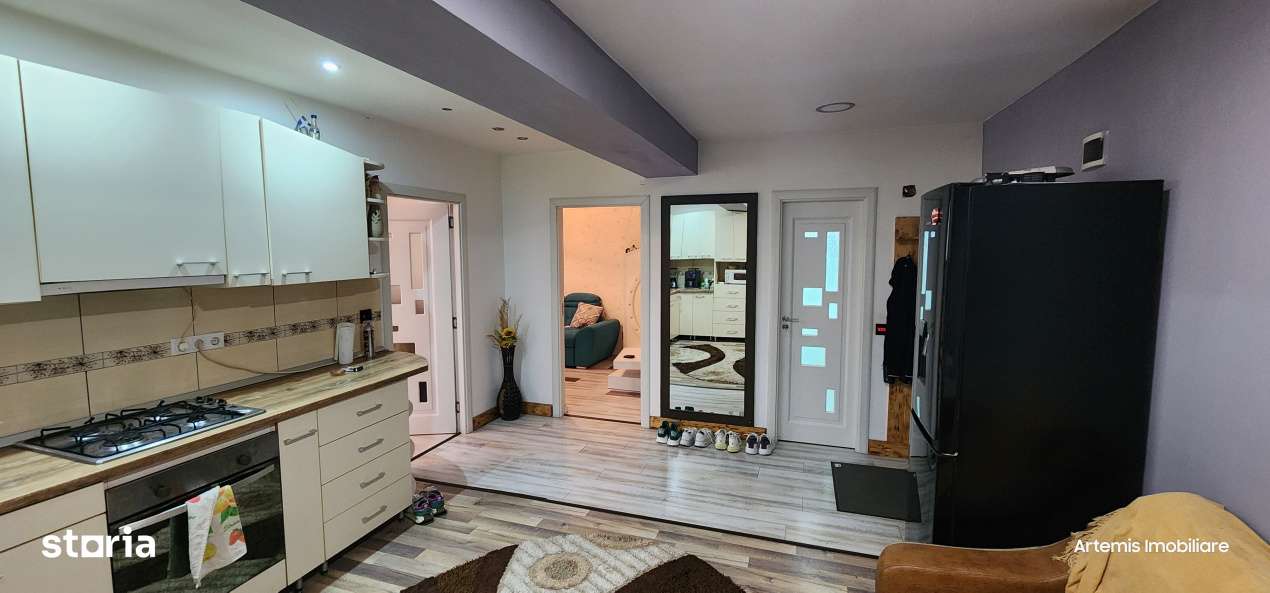 Apartament de 3 camere, 77 mp., garaj, boxa, zona Regal Baciu - Imagine principală: 3/8