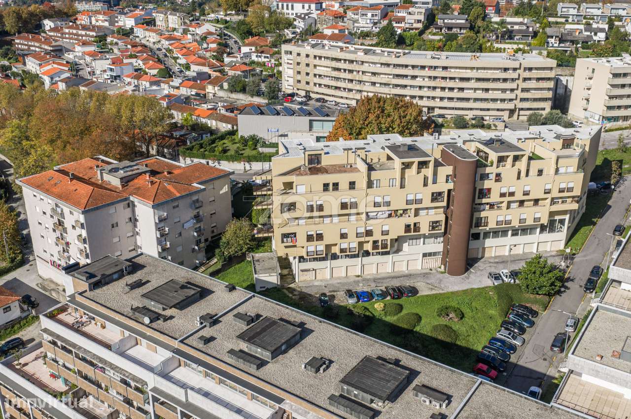 Apartamento T5 Duplex - Grande imagem: 3/34