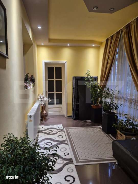 Casa spatioasa cu 5 dormitoare de vanzare in Chetani - Imagine principală: 2/19