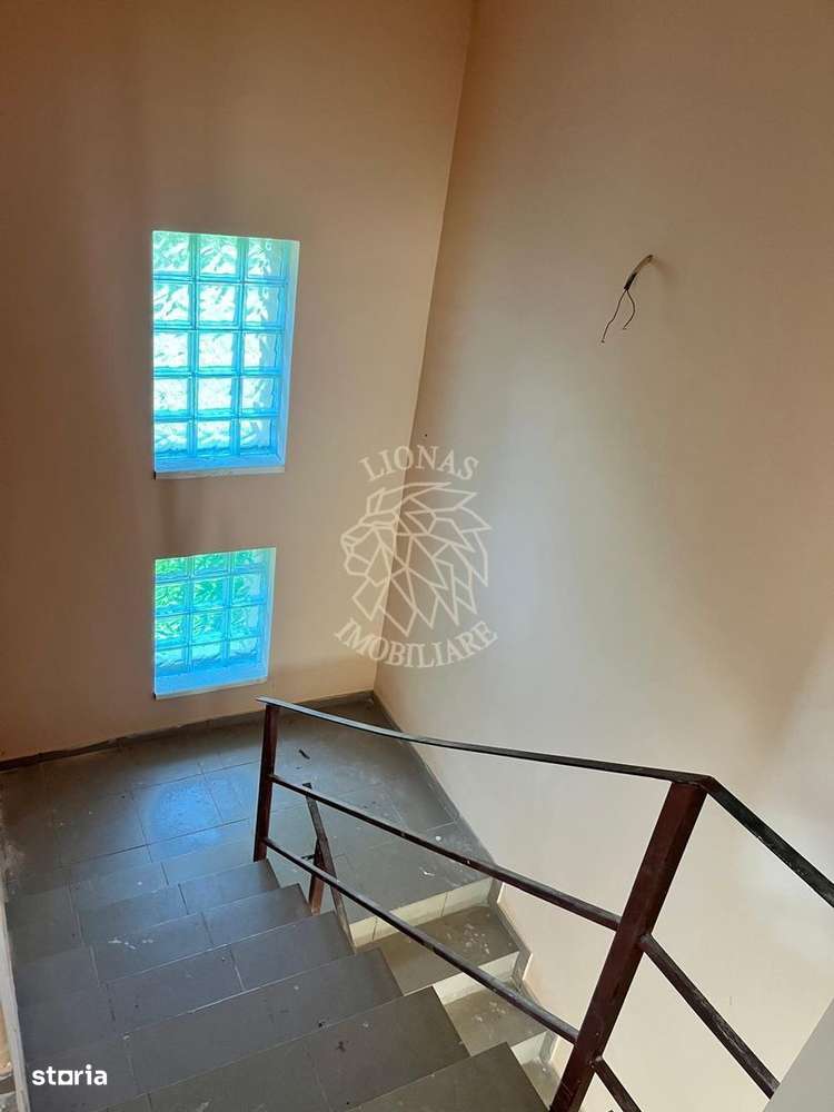 Casa 4 camere-teren 256 mp-balcon-Zona Valea Budacului - Imagine principală: 5/9