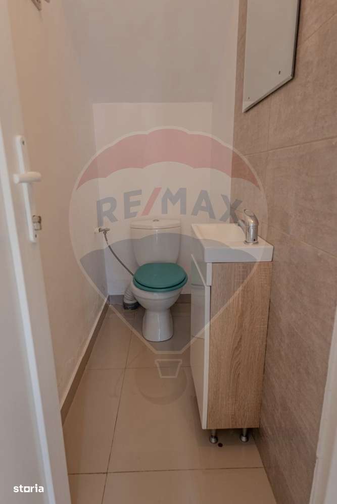 Casă și cabinet stomatologic de închiriat în Chitila - Imagine principală: 5/19