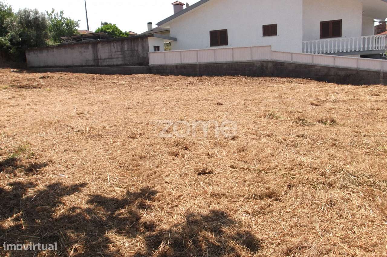 Terreno urbano em Lobão (Santa Maria da Feira) - Grande imagem: 4/19