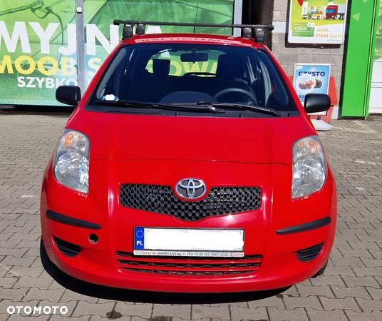 Toyota Yaris 1.0 Luna - 4