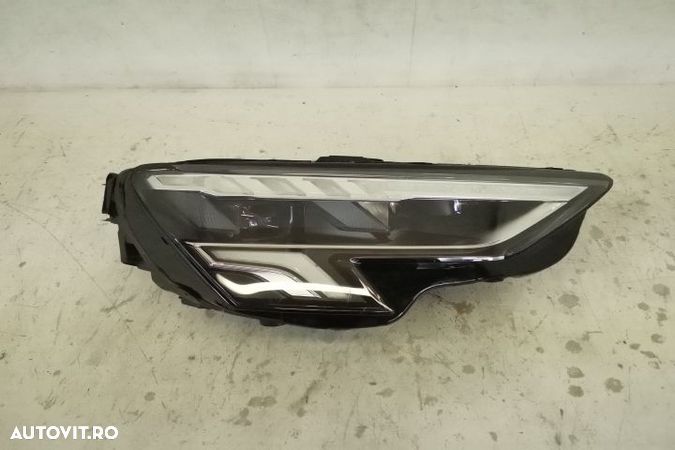 Far Dreapta Original Full Led In Stare Buna Audi A3 4 (8Y) 2020 8Y0941034 - 1