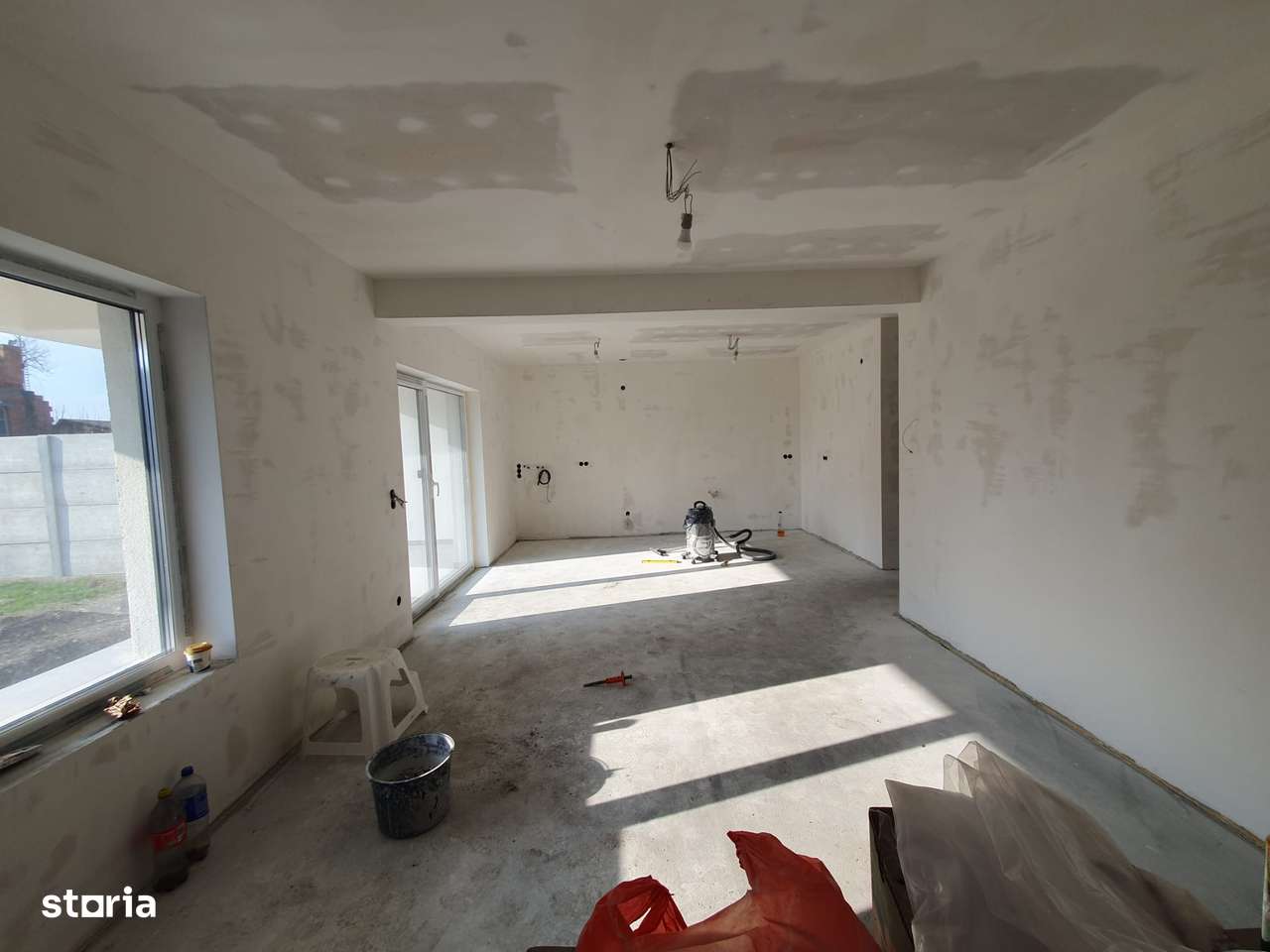 De vânzare – 1/2 Duplex în Becicherecu Mic- 738-0