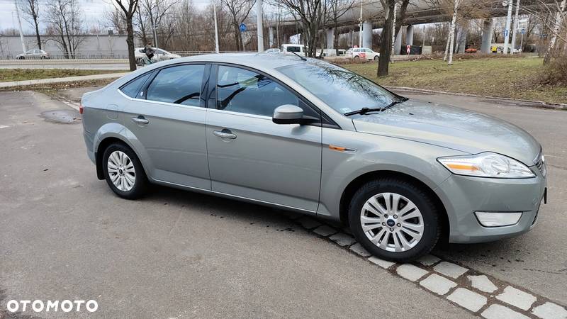 Ford Mondeo 2.0 Ghia - 6