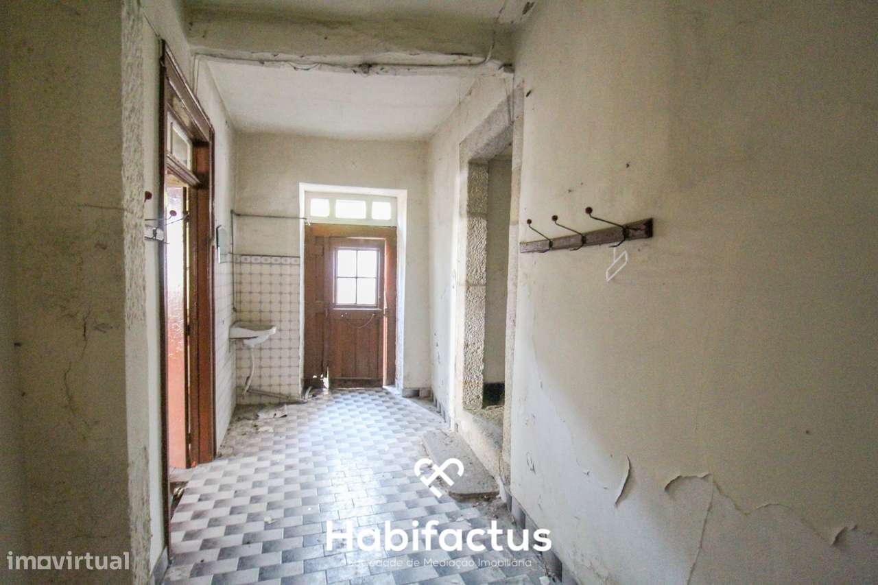 Prédio zona histórica de Viseu - Grande imagem: 5/34