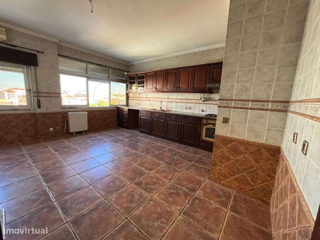 Apartamento T4 no Último Andar em Pinheirinhos, Setúbal - Grande Po...-17
