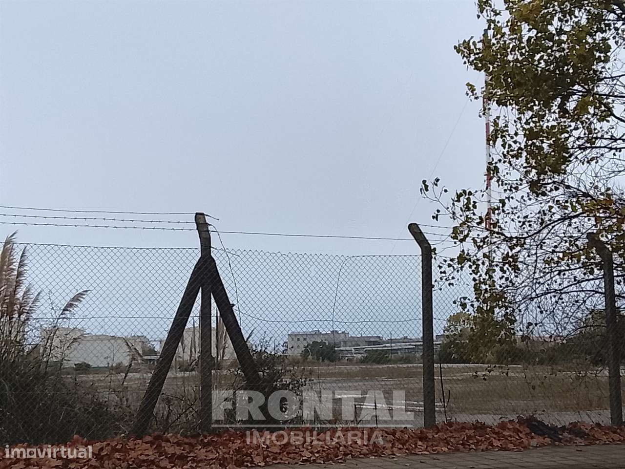 Terreno Industrial Plano – 7.200 m² | Perto do porto de Leixões | Zona-31