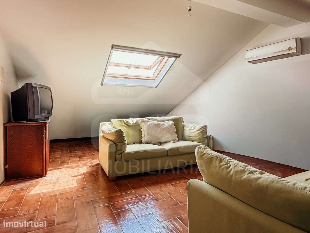 Apartamento T4 - Totalmente Central em Benavente-29