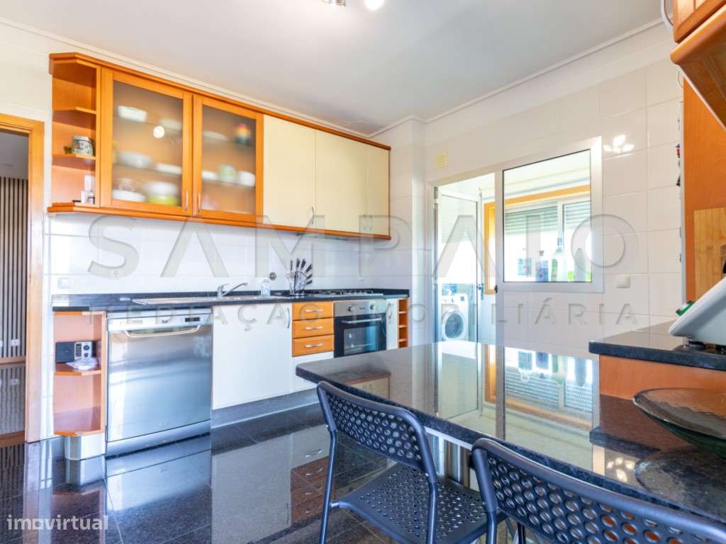 Apartamento T3 - C/ Terraço - Fânzeres/Mercadona - Grande imagem: 4/30