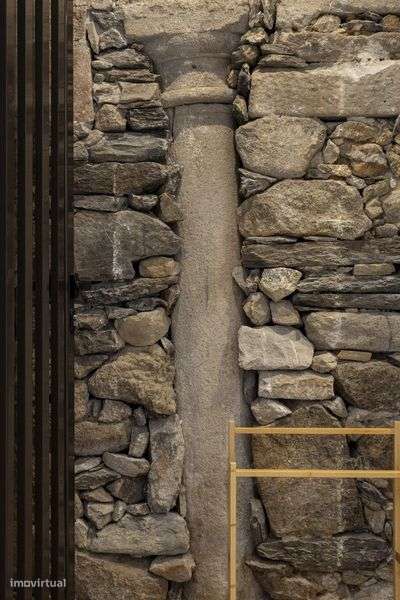 Alugo T1 centro histórico Viana - Grande imagem: 4/12