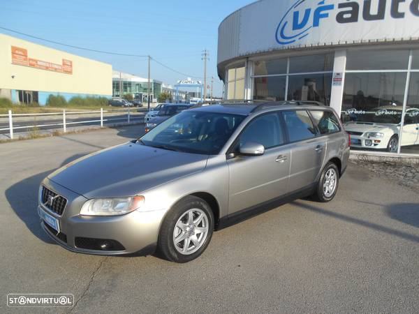 Volvo V70 2.0 D Momentum - 3