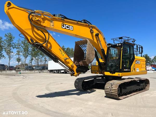 JCB 220XL 4F Excavator pe Senile - 3