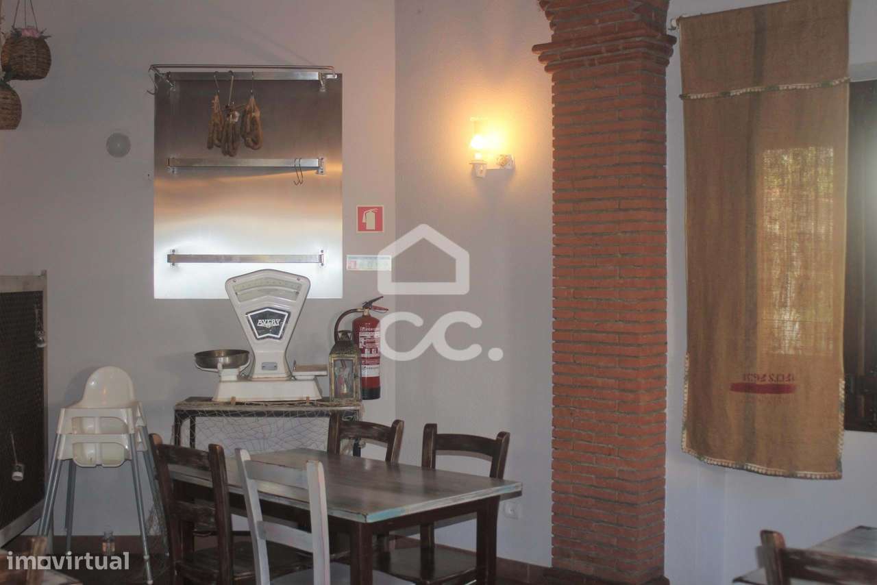 Excelente oportunidade na Amareleja.-22