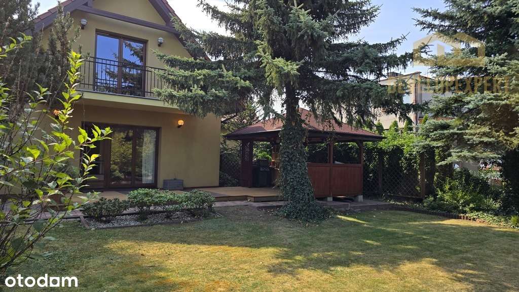 Dom do wprowadzenia w idealnej lokalizacji-5