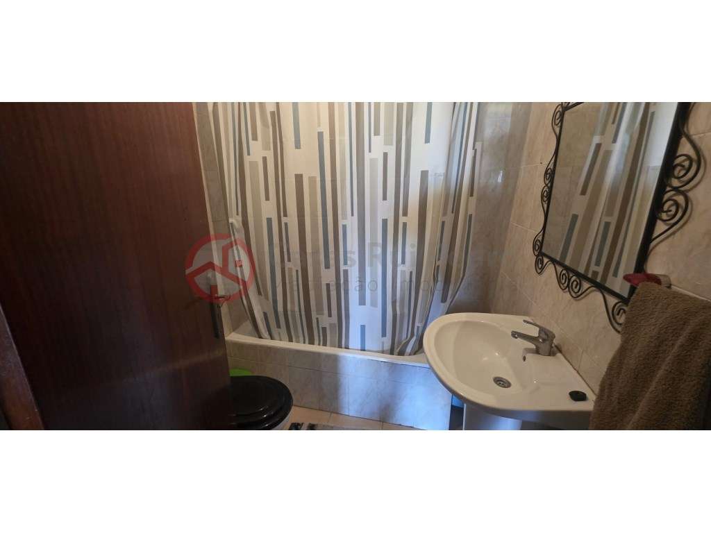 Apartamento T2 em Feijó-19