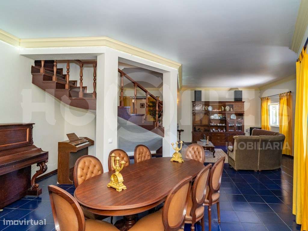 Moradia | Qualidade de Construção | Anexos | Jardim | Garagem | Charme-8