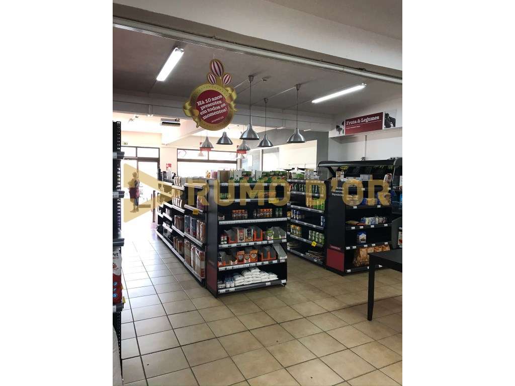 EXCELENTE OPORTUNIDADE DE NEGÓCIO - TRESPASSE DE SUPERMERCADO
Merc...-11