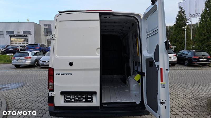 Volkswagen Crafter 35 furgon 177km Automat 3640 - 37