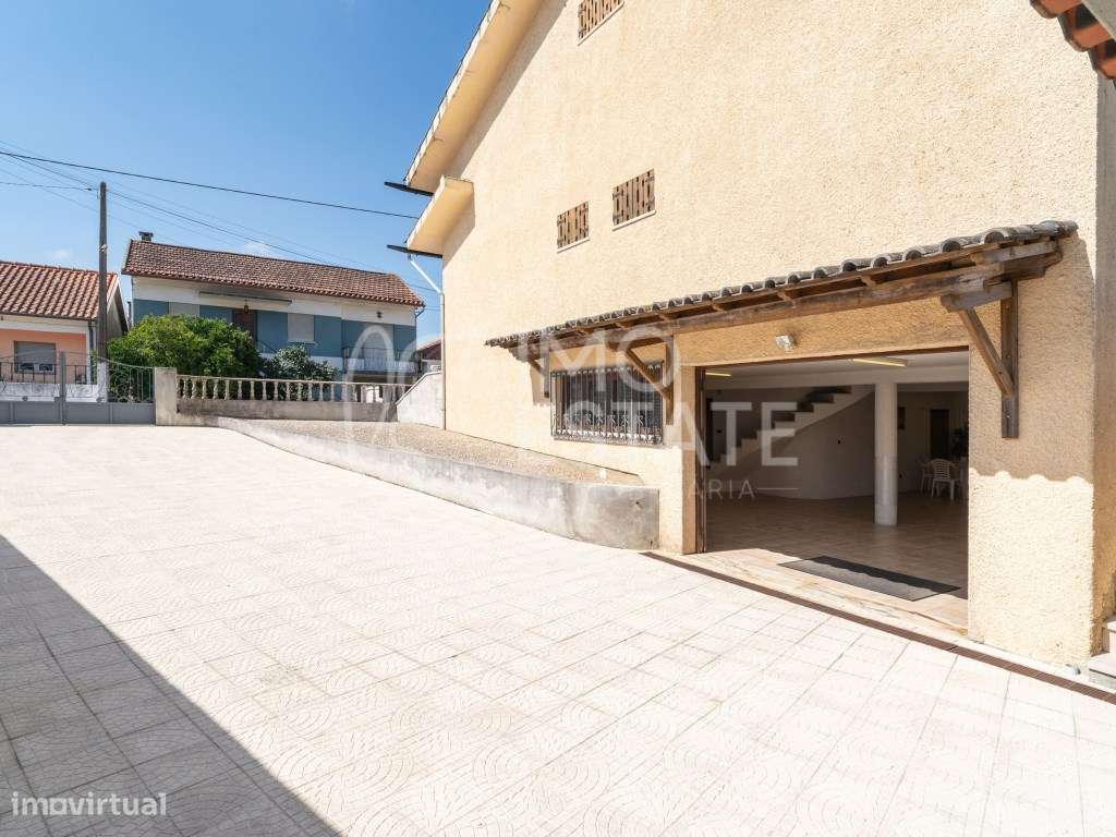 Moradia Isolada T4 Antuzede-40