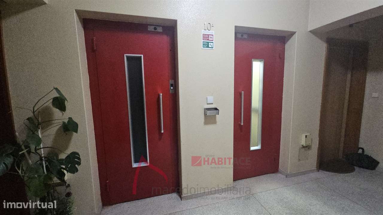 Apartamento T3 Remodelado-28