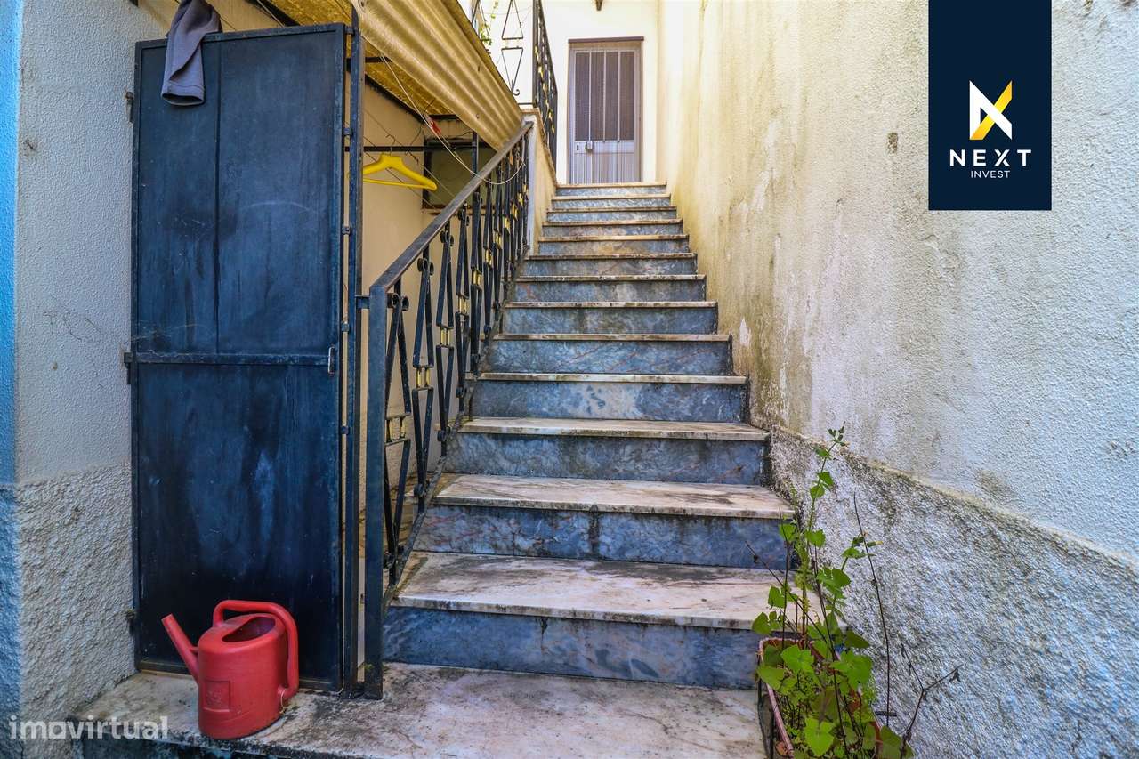 Moradia T4 para venda em Abraveses-19