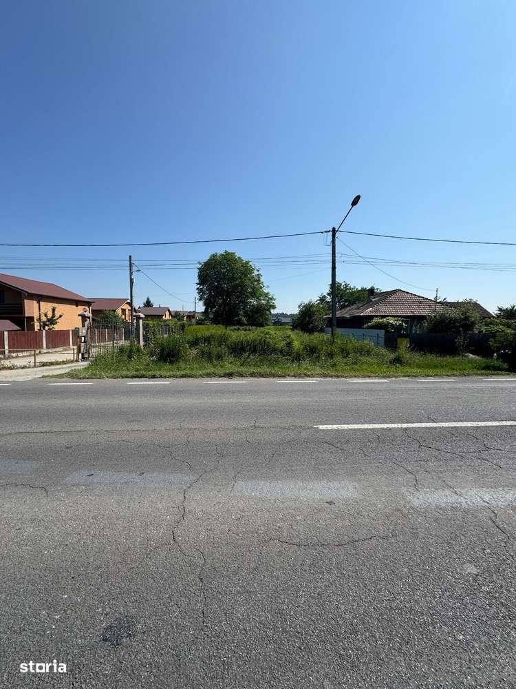 Vand teren intravilan Hemeius, stradal, ideal pentru casa - Imagine principală: 5/9