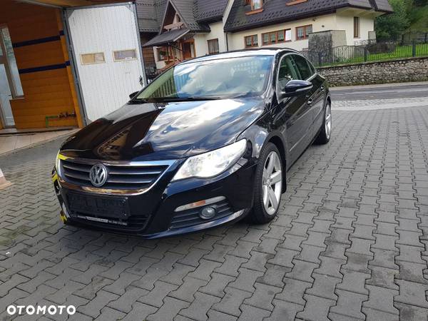 Volkswagen Passat CC - 2