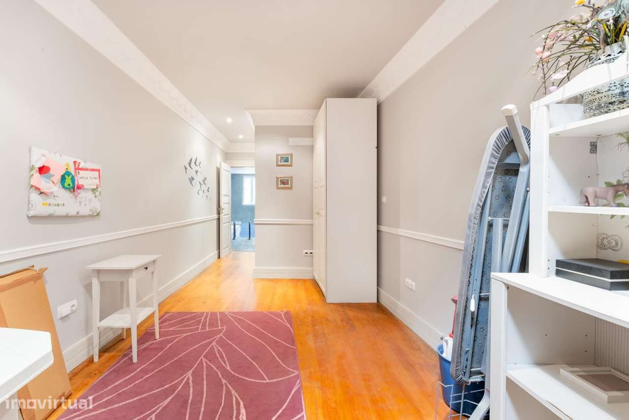 Moradia T4 + 1 com piscina, Pena, Lisboa-29