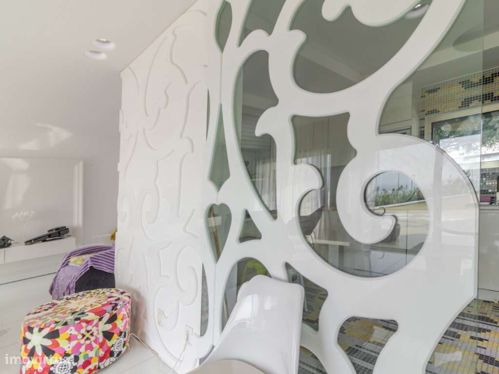 Moradia T5 com piscina a 50 metros da praia - Grande imagem: 5/23